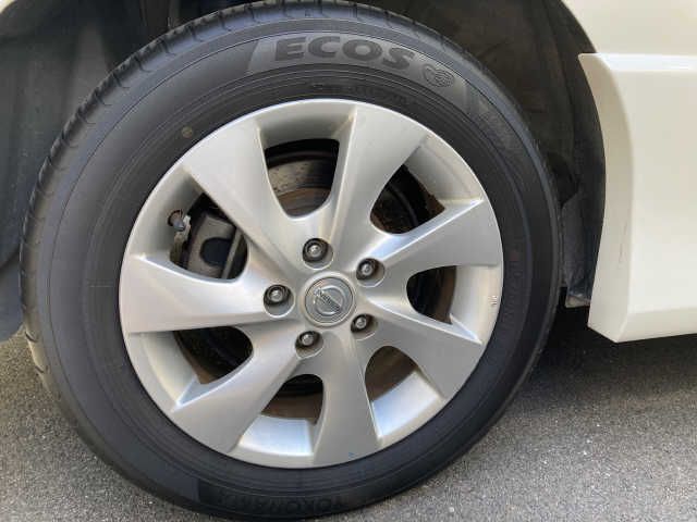 Nissan SERENA 2013-02 183622-4