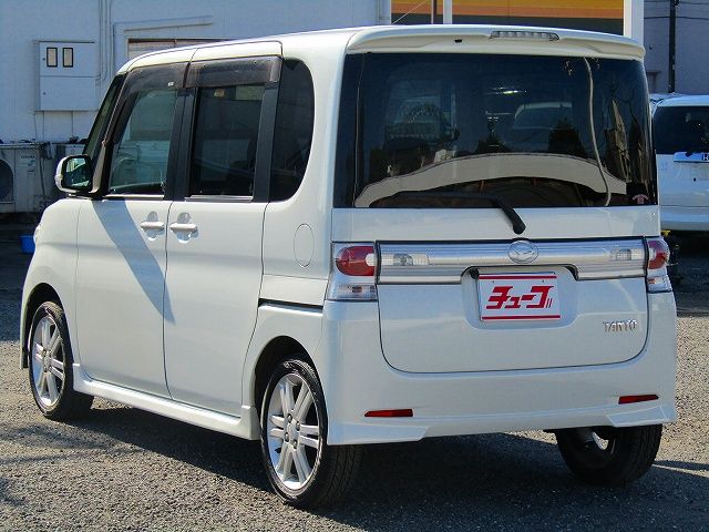 Daihatsu TANTO CUSTOM 2010-02 28876-8
