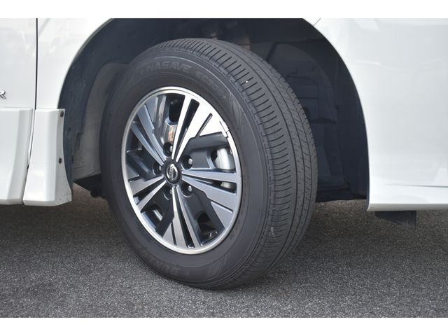 Nissan SERENA 2023-02 182948-27