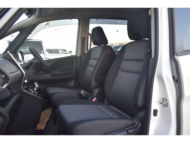 Nissan SERENA 2023-02 182948-18