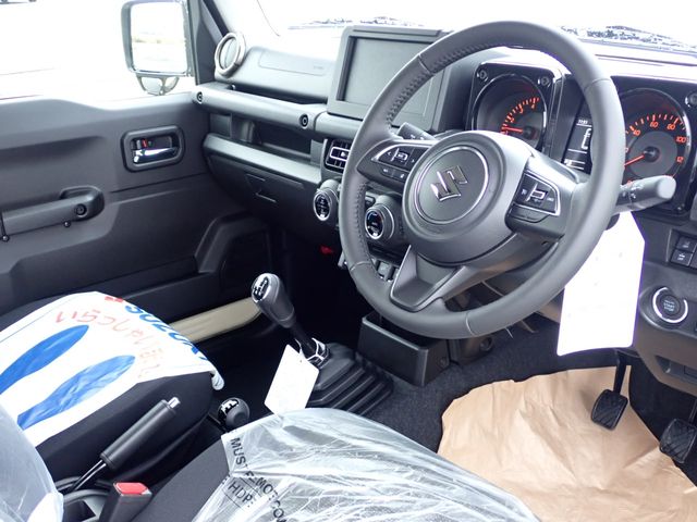 Suzuki JIMNY 2023-12 195091-1