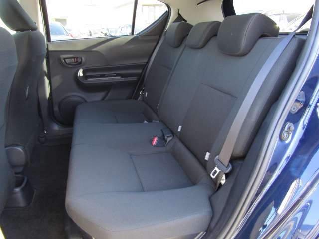 Toyota AQUA 2018-03 195642-17