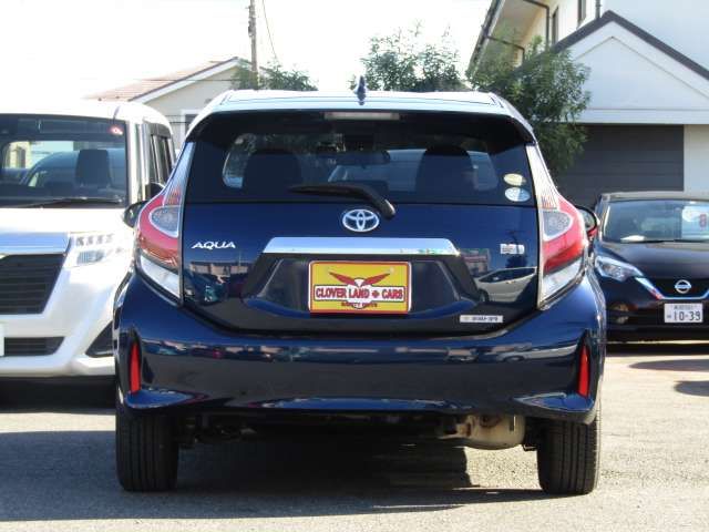 Toyota AQUA 2018-03 195642-4