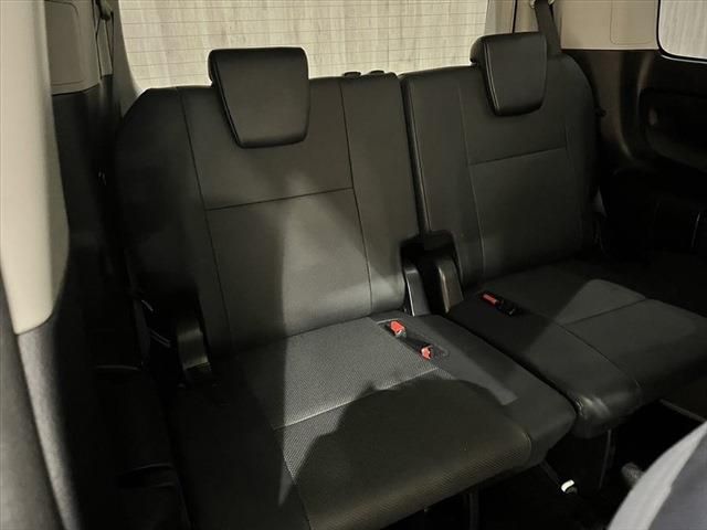 Toyota ESQUIRE 2015-12 27543-21