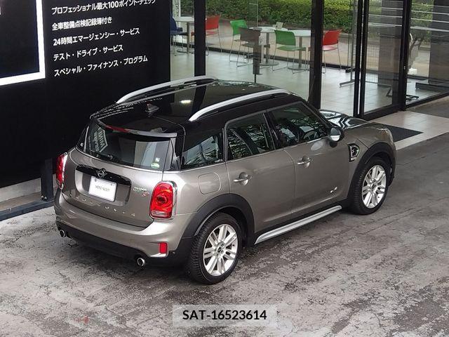 Bmw MINI 2018-08 332151-1