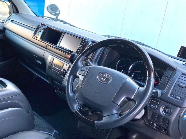 Toyota REGIUSACE VAN 2017-01 192756-15