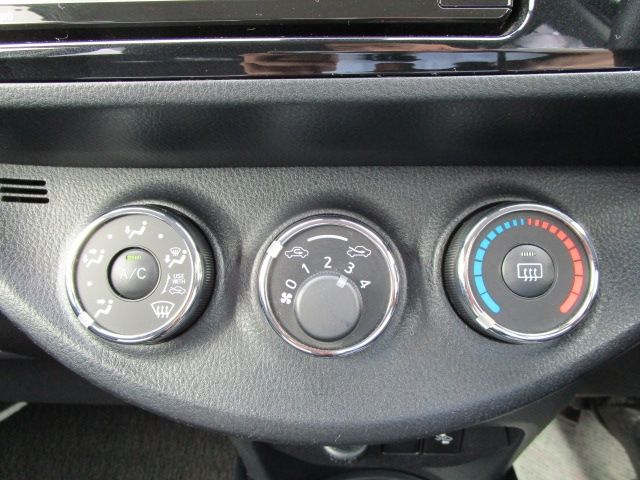 Toyota VITZ 2020-02 6615-11