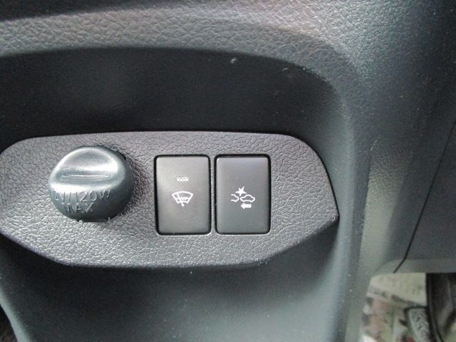 Toyota VITZ 2020-02 6615-12