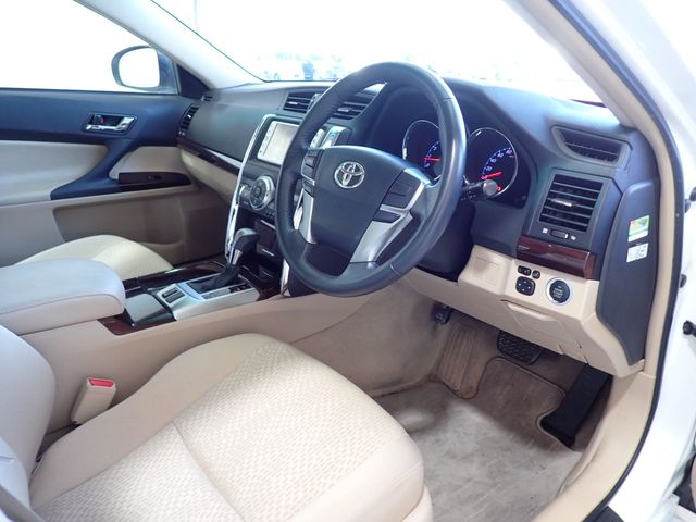 Toyota MARK X 2010-12 181412-1