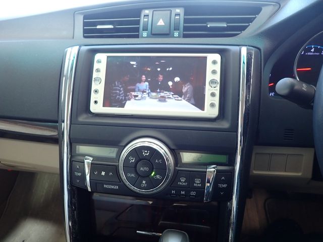 Toyota MARK X 2010-12 181412-17