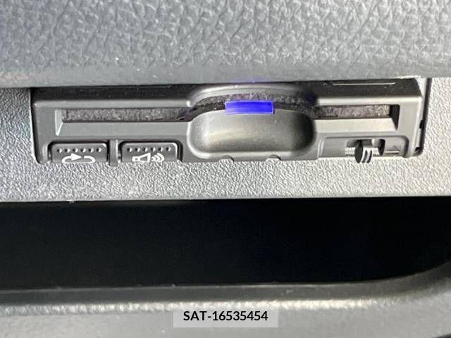 Nissan MOCO 2011-06 334504-3