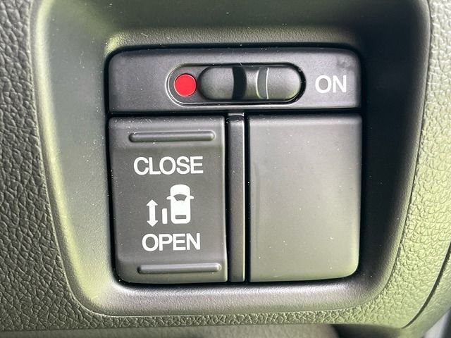 Honda N BOX CUSTOM 2016-07 186253-17