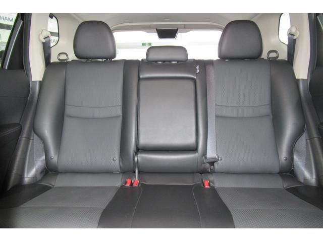 Nissan X-TRAIL 2018-02 1243-7