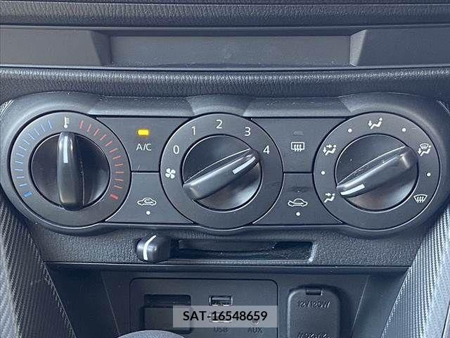 Mazda DEMIO 2019-07 359397-22