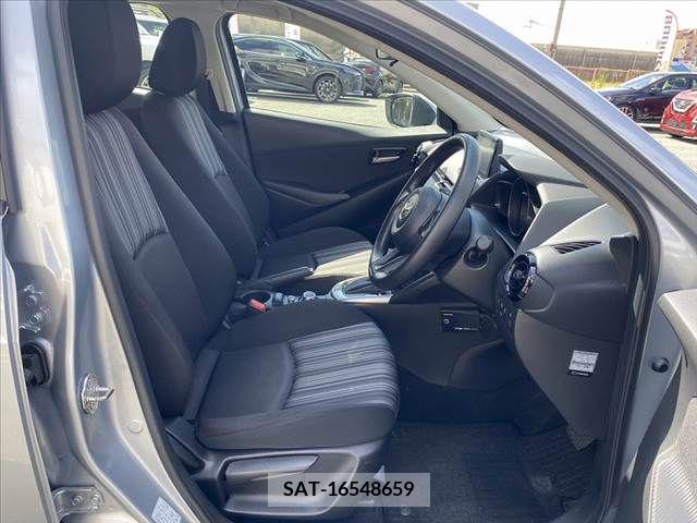 Mazda DEMIO 2019-07 359397-15