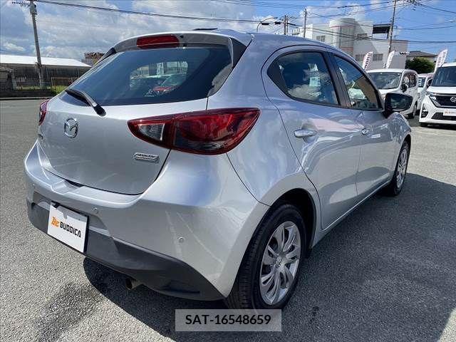 Mazda DEMIO 2019-07 359397-12