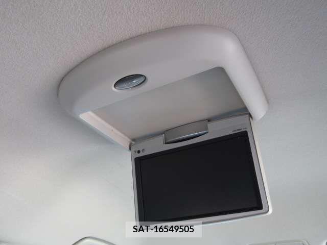 Toyota VOXY 2012-01 375175-2
