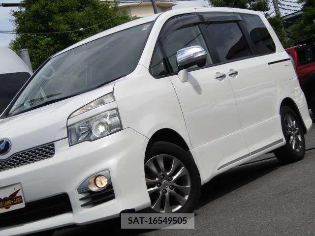 Toyota VOXY 2012-01 375175-15