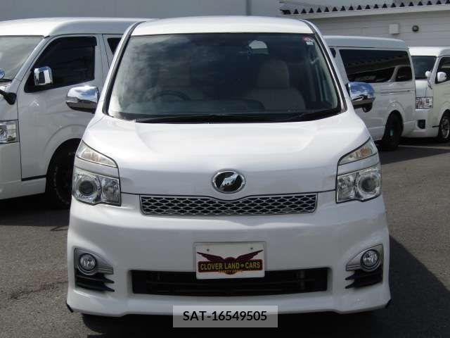 Toyota VOXY 2012-01 375175-6