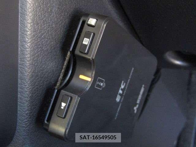 Toyota VOXY 2012-01 375175-12