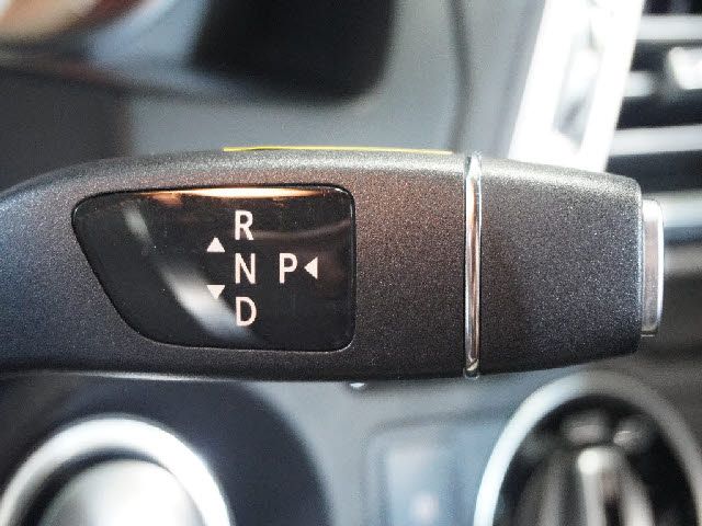Mercedes Benz E-CLASS 2014-08 6342-12