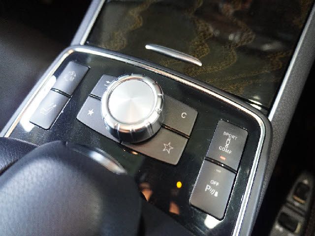Mercedes Benz E-CLASS 2014-08 6342-17
