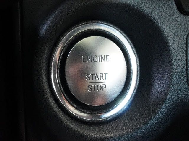 Mercedes Benz E-CLASS 2014-08 6342-15