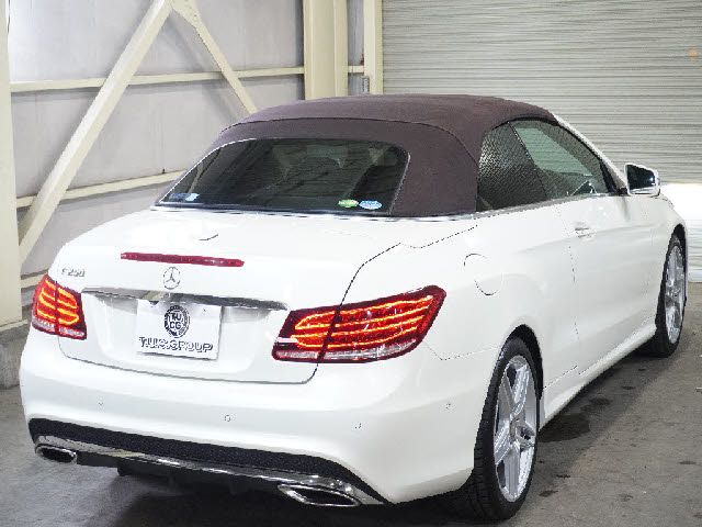 Mercedes Benz E-CLASS 2014-08 6342-10