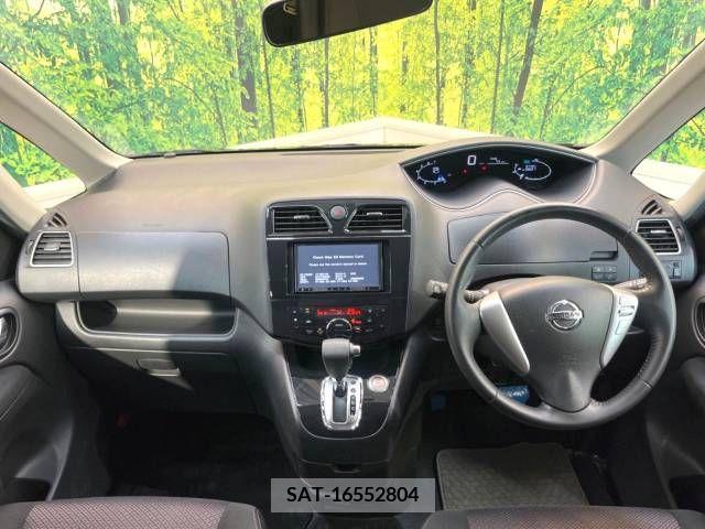 Nissan SERENA 2011-12 393860-1