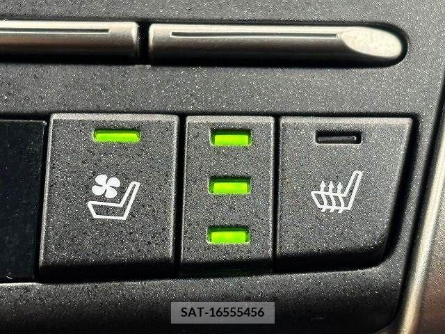 Lexus NX 2018-12 334384-9