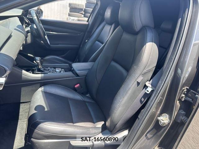 Mazda MAZDA3 2019-07 330830-29