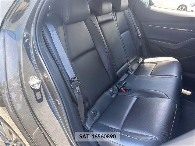 Mazda MAZDA3 2019-07 330830-8