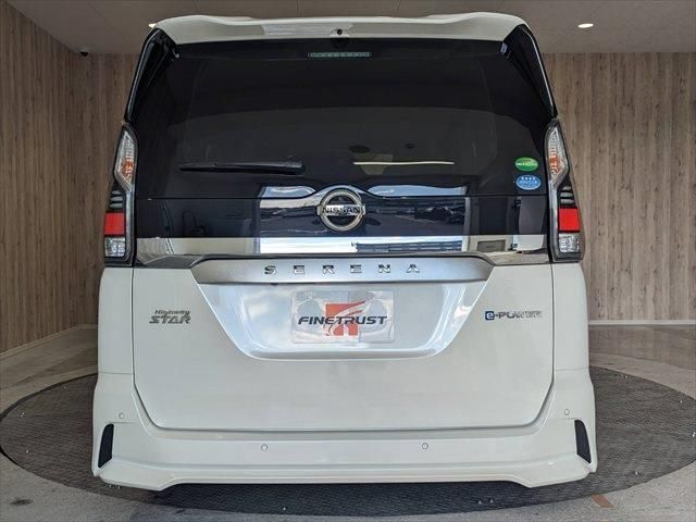 Nissan SERENA 2018-11 182960-5