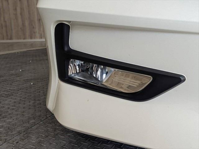 Nissan SERENA 2018-11 182960-11