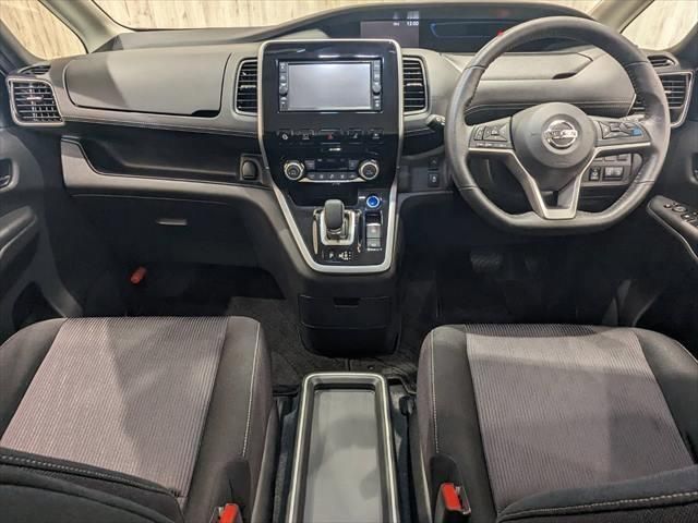 Nissan SERENA 2018-11 182960-18