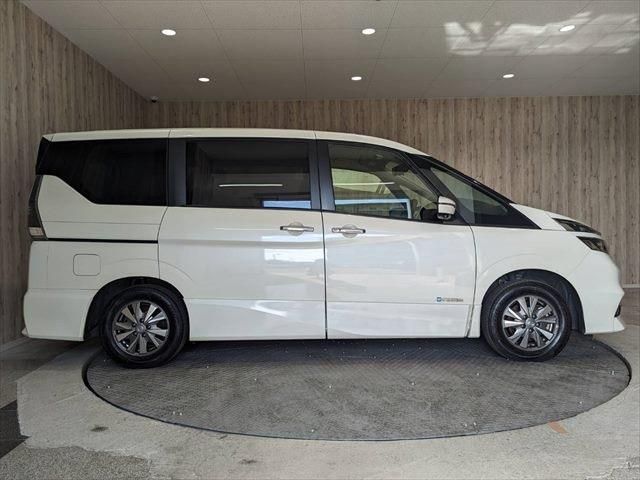 Nissan SERENA 2018-11 182960-3