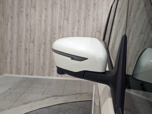 Nissan SERENA 2018-11 182960-13