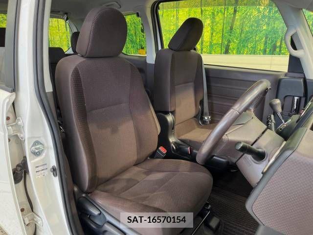 Toyota SPADE 2013-08 394268-8