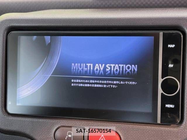 Toyota SPADE 2013-08 394268-2