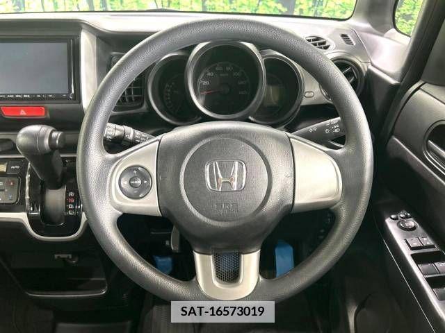 Honda N BOX 2014-02 382884-11