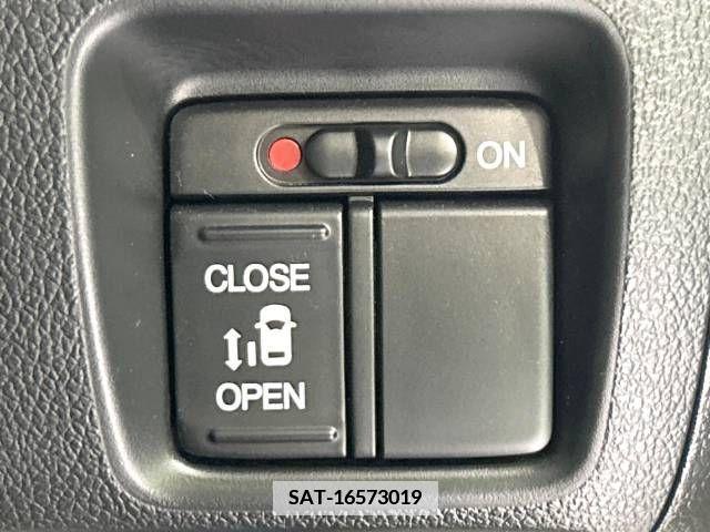 Honda N BOX 2014-02 382884-2