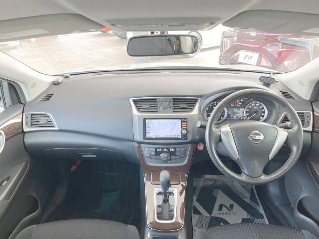 Nissan Sylphy 2014-05 184917-1