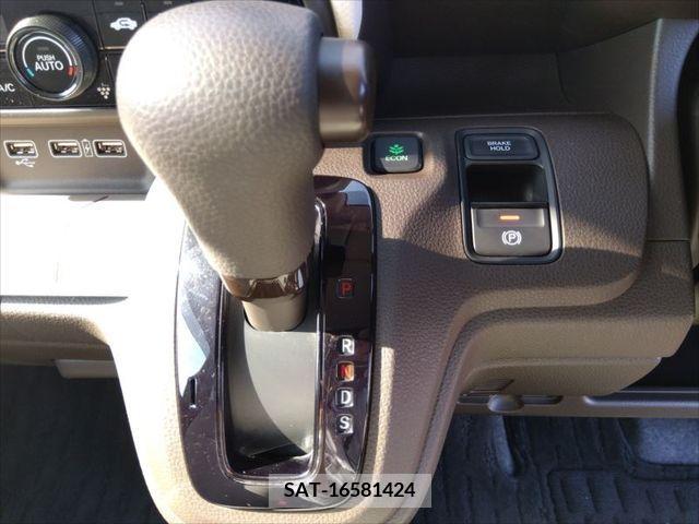 Honda N-WGN 2020-02 281658-12