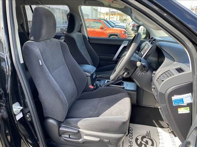Toyota PRADO 2018-03 182383-7