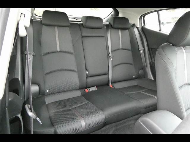 Mazda AXELA SPORT 2017-03 19072-10