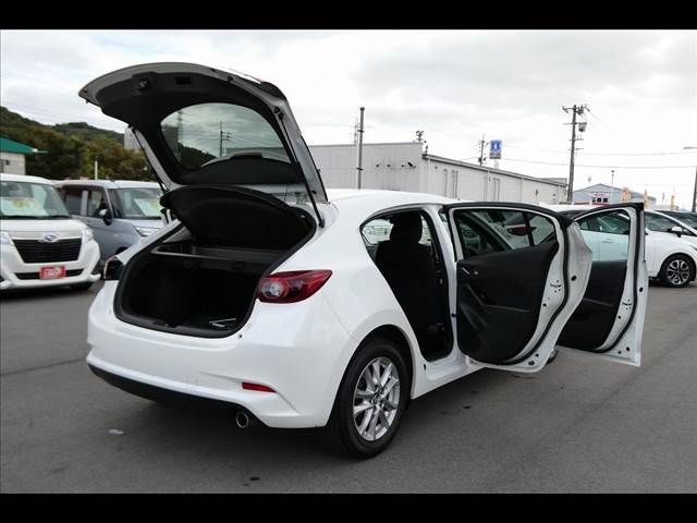Mazda AXELA SPORT 2017-03 19072-19