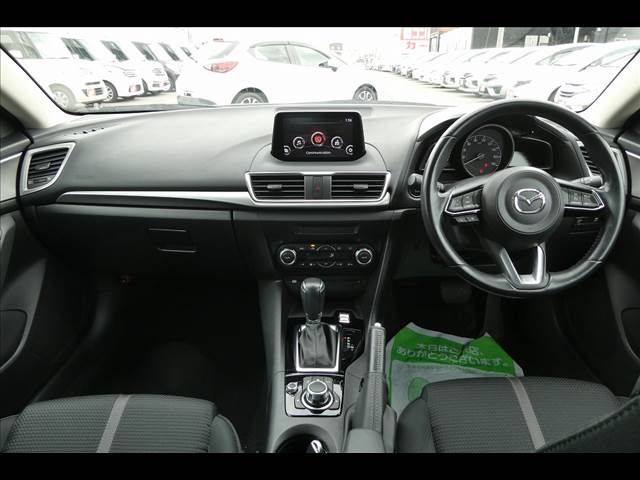 Mazda AXELA SPORT 2017-03 19072-2