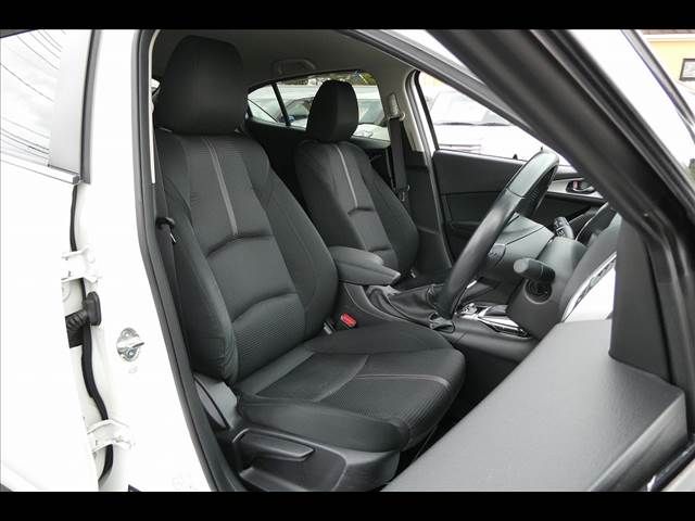Mazda AXELA SPORT 2017-03 19072-8