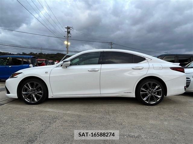 Lexus ES 2021-03 214483-5