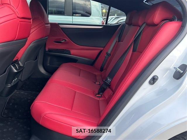 Lexus ES 2021-03 214483-3